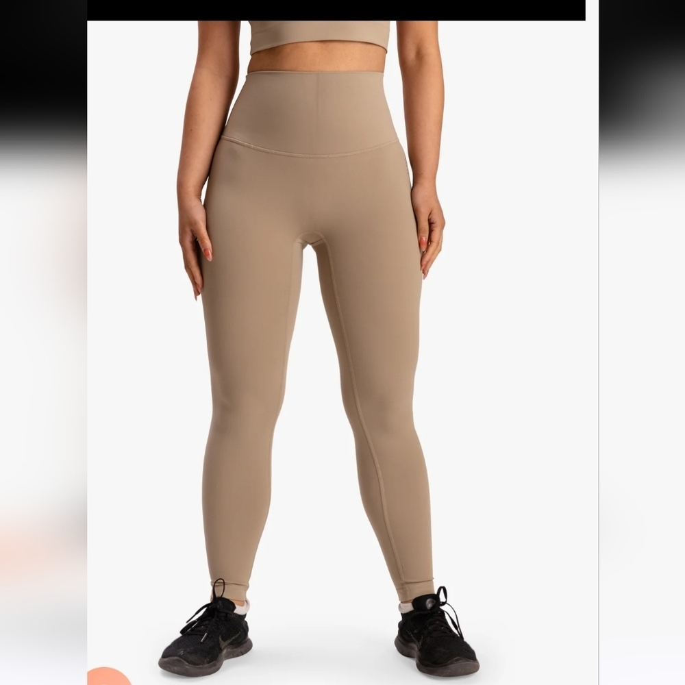 Vitae Apparel Ultra Flex Seamless Leggings Chai Latte New
